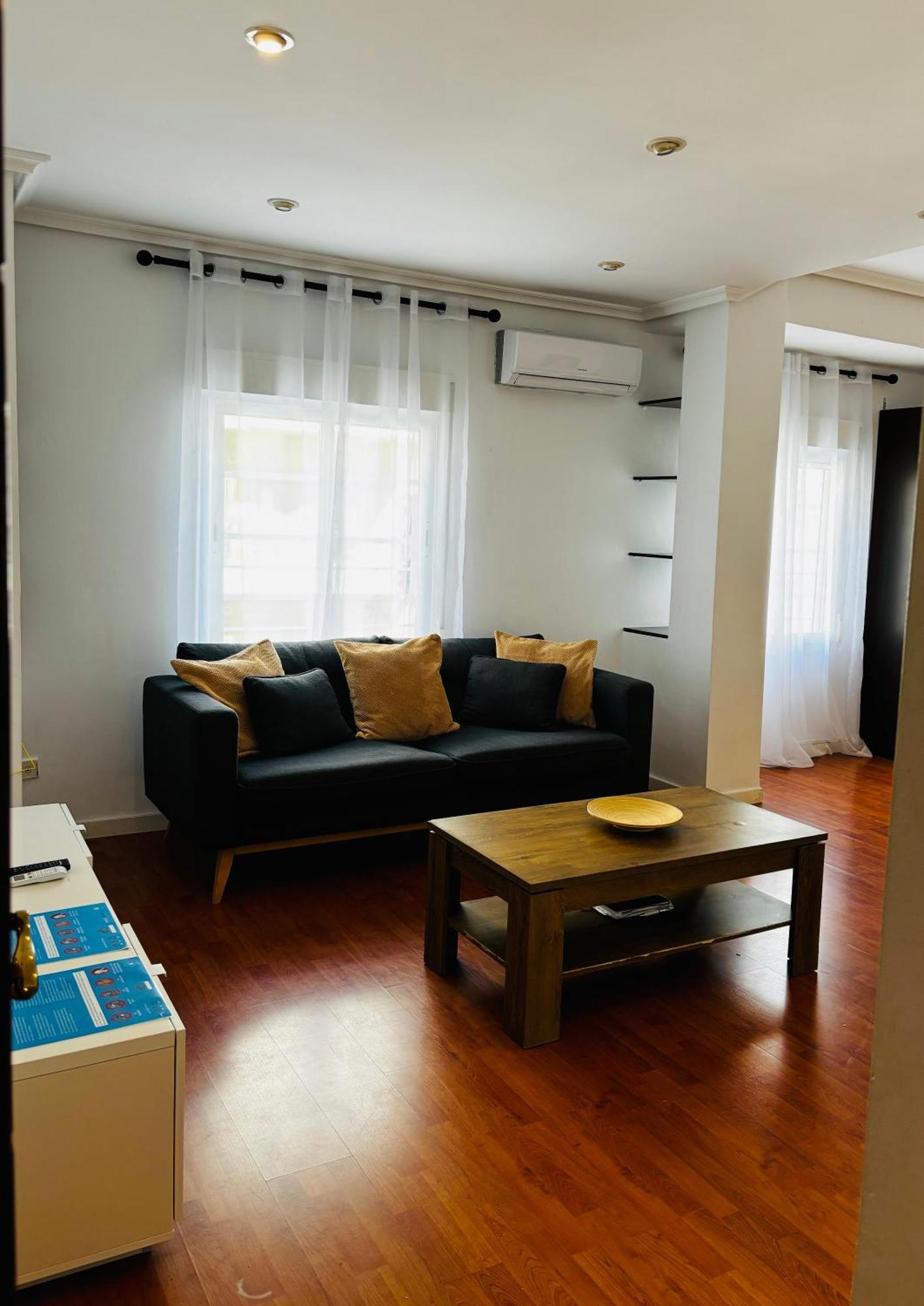 Travel Habitat Mestalla Валенсия Екстериор снимка